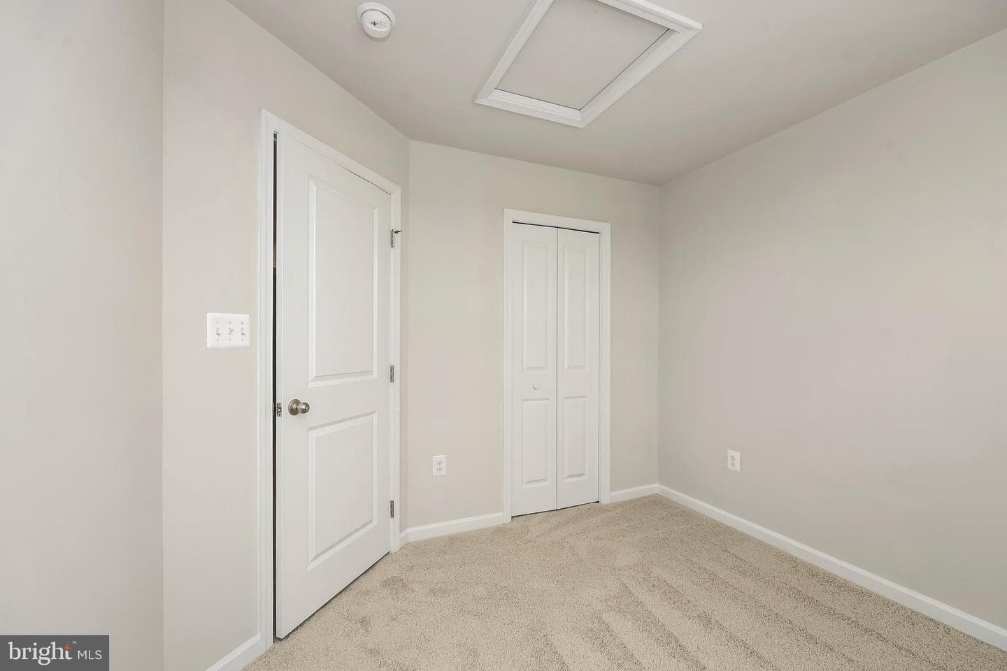 2876 Farzi Circle photo 31