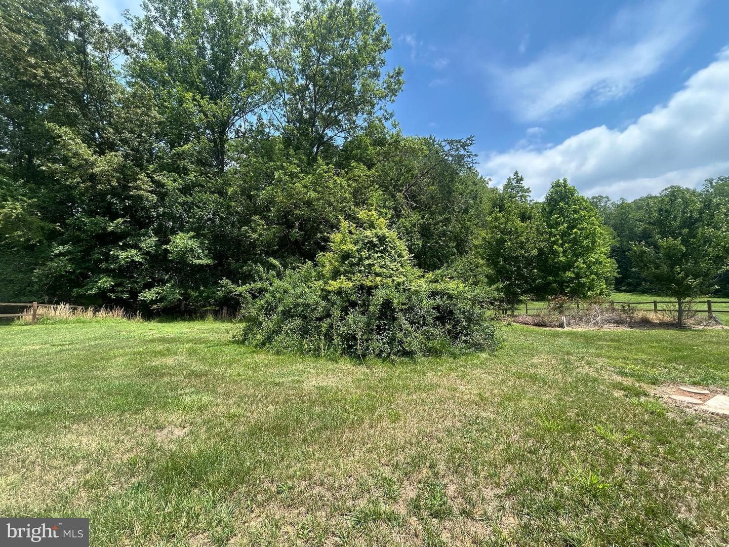 23221 Independence Road photo 35