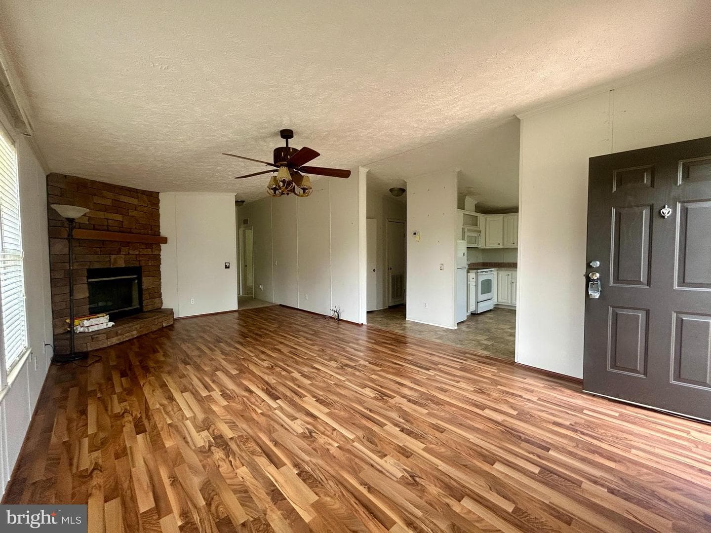 23221 Independence Road photo 48