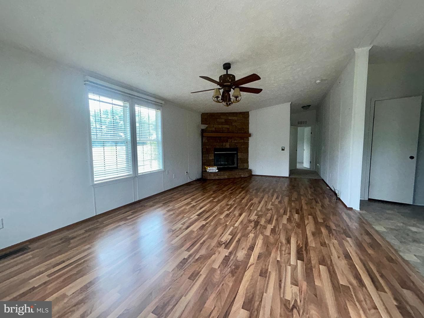 23221 Independence Road photo 53