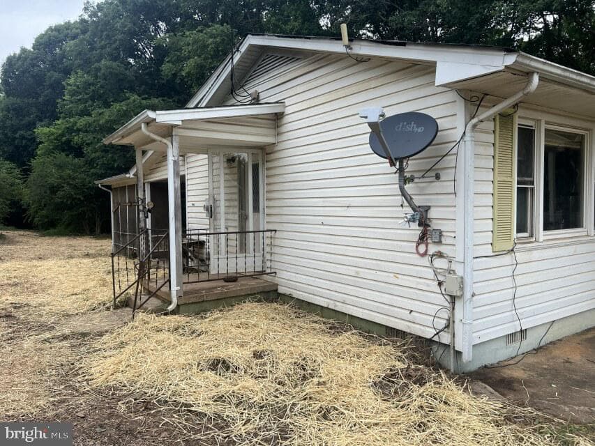 5504 Burr Hill Road photo 18