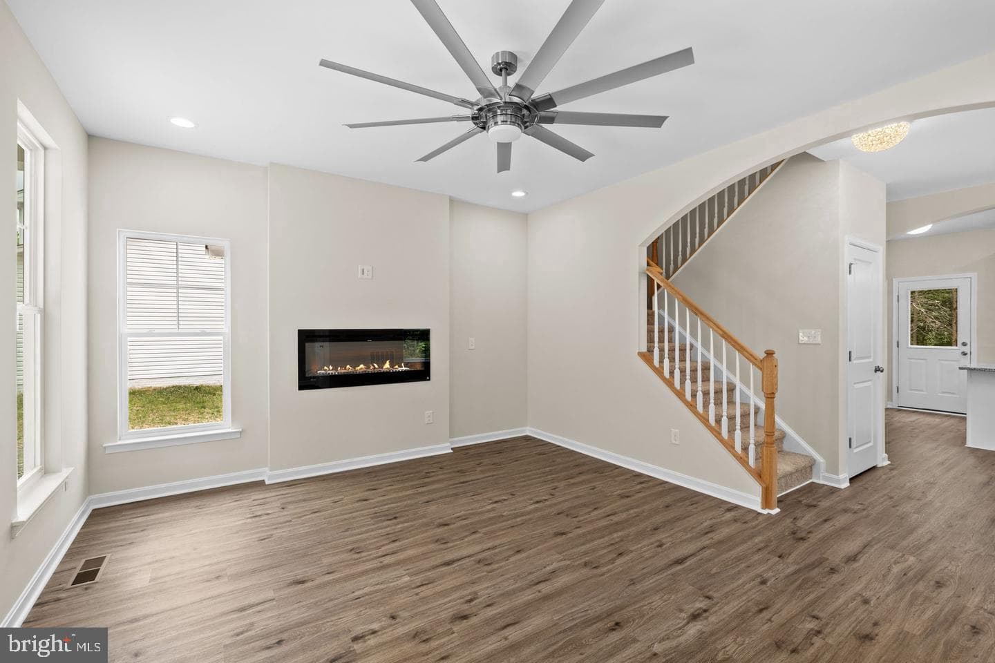 141 Yorktown Boulevard photo 4