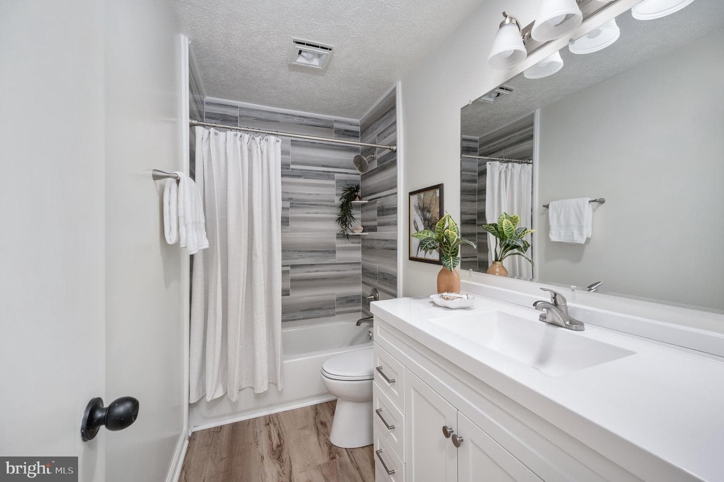 119 Larkspur Lane photo 34