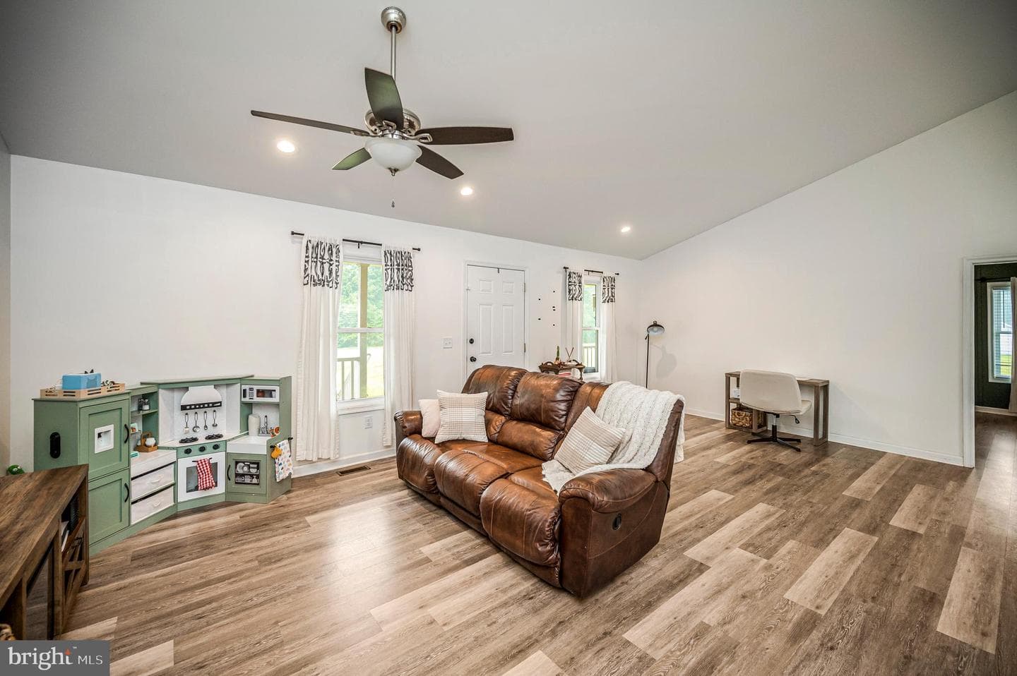 7295 Cornfield Lane photo 14