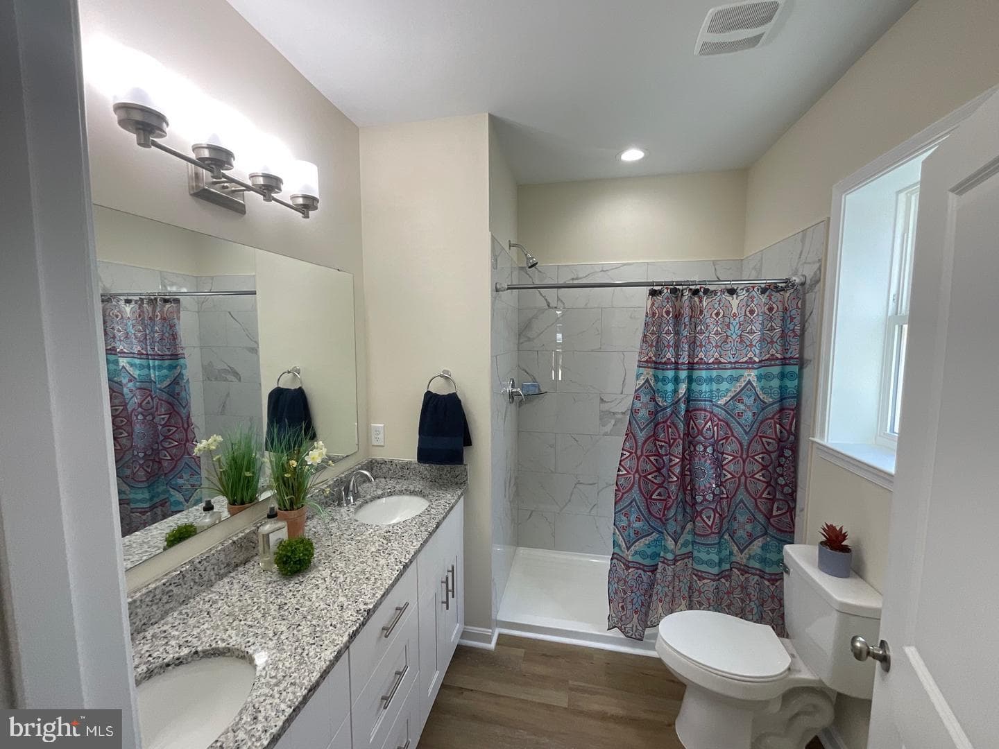 143 Yorktown Boulevard photo 5