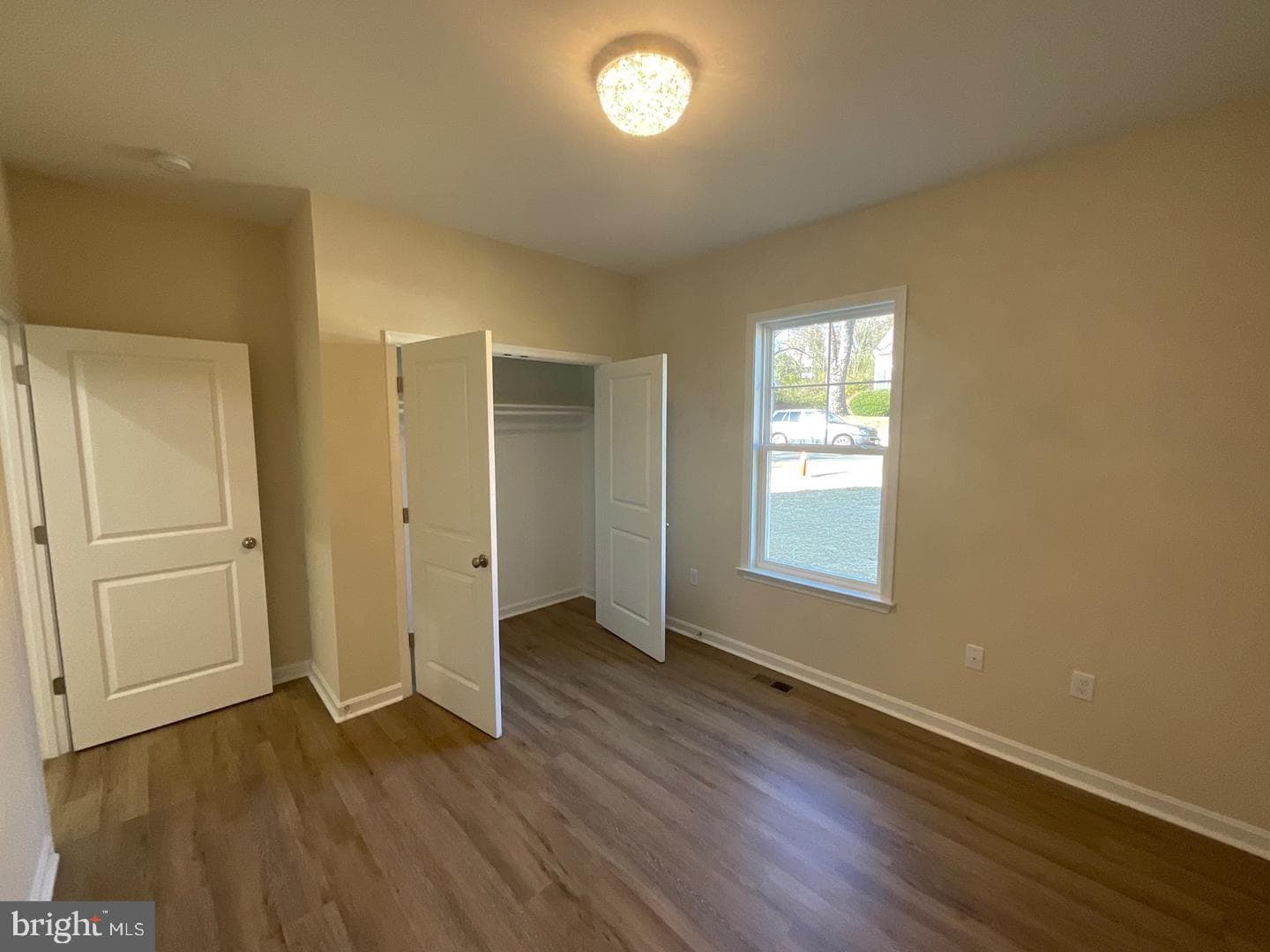 143 Yorktown Boulevard photo 8