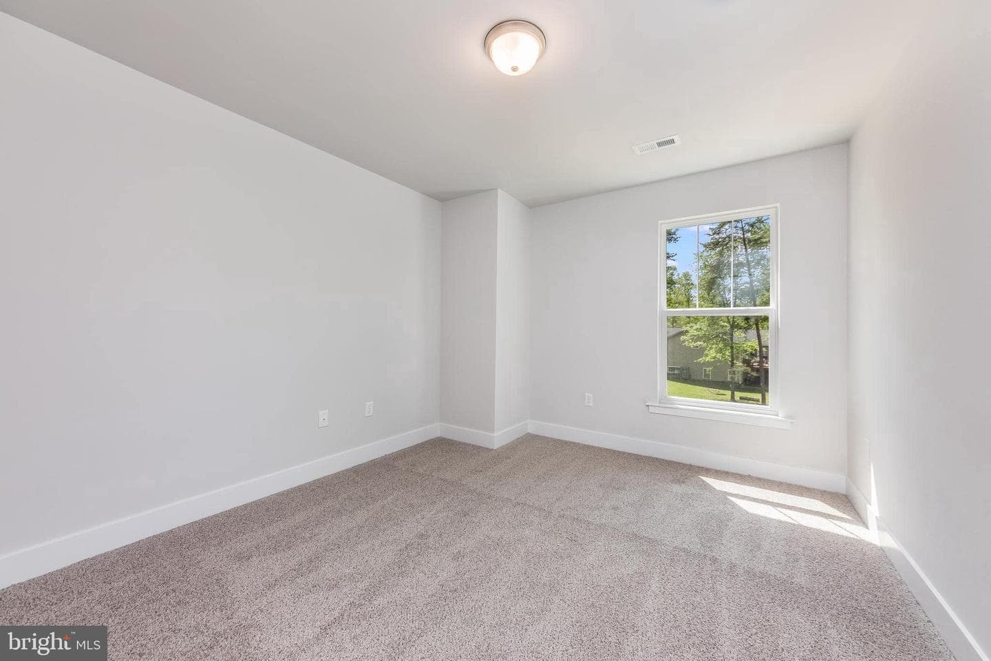 114 Crystal Ct photo 25