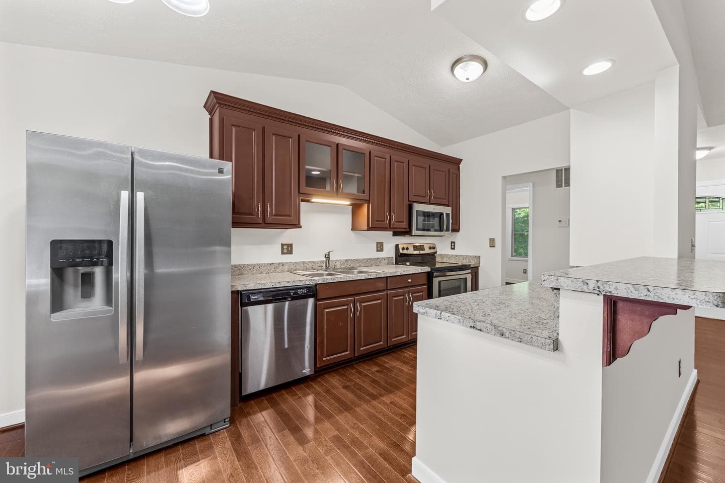 623 Yorktown Boulevard photo 16