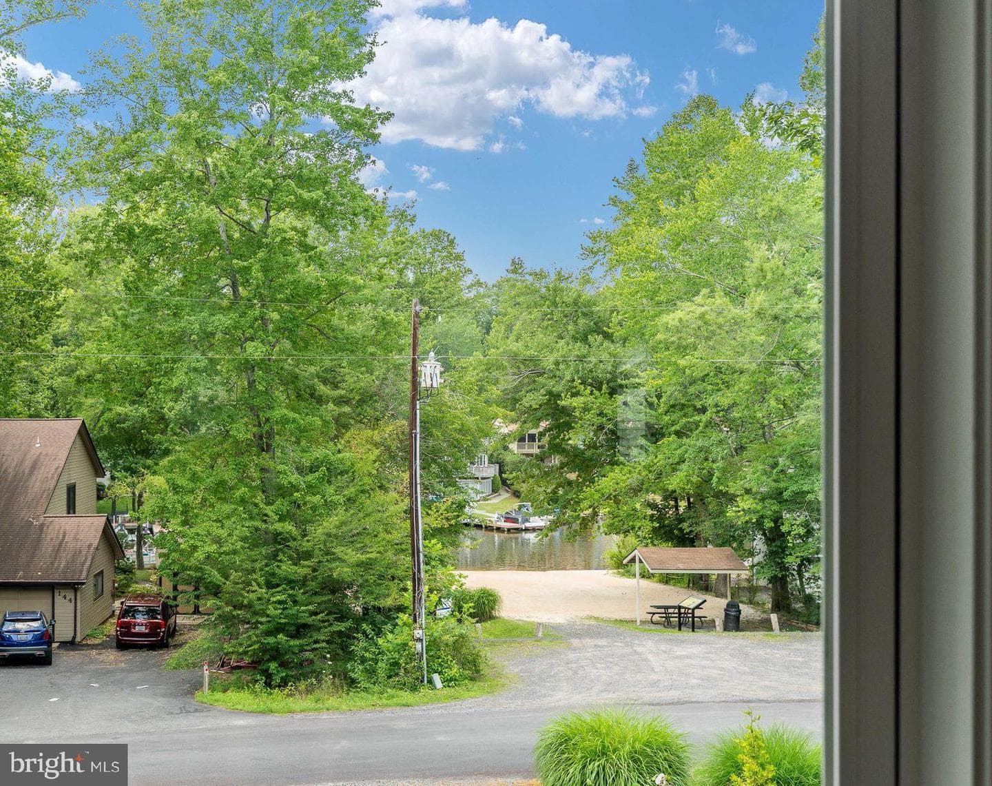 143 Edgemont Circle photo 48