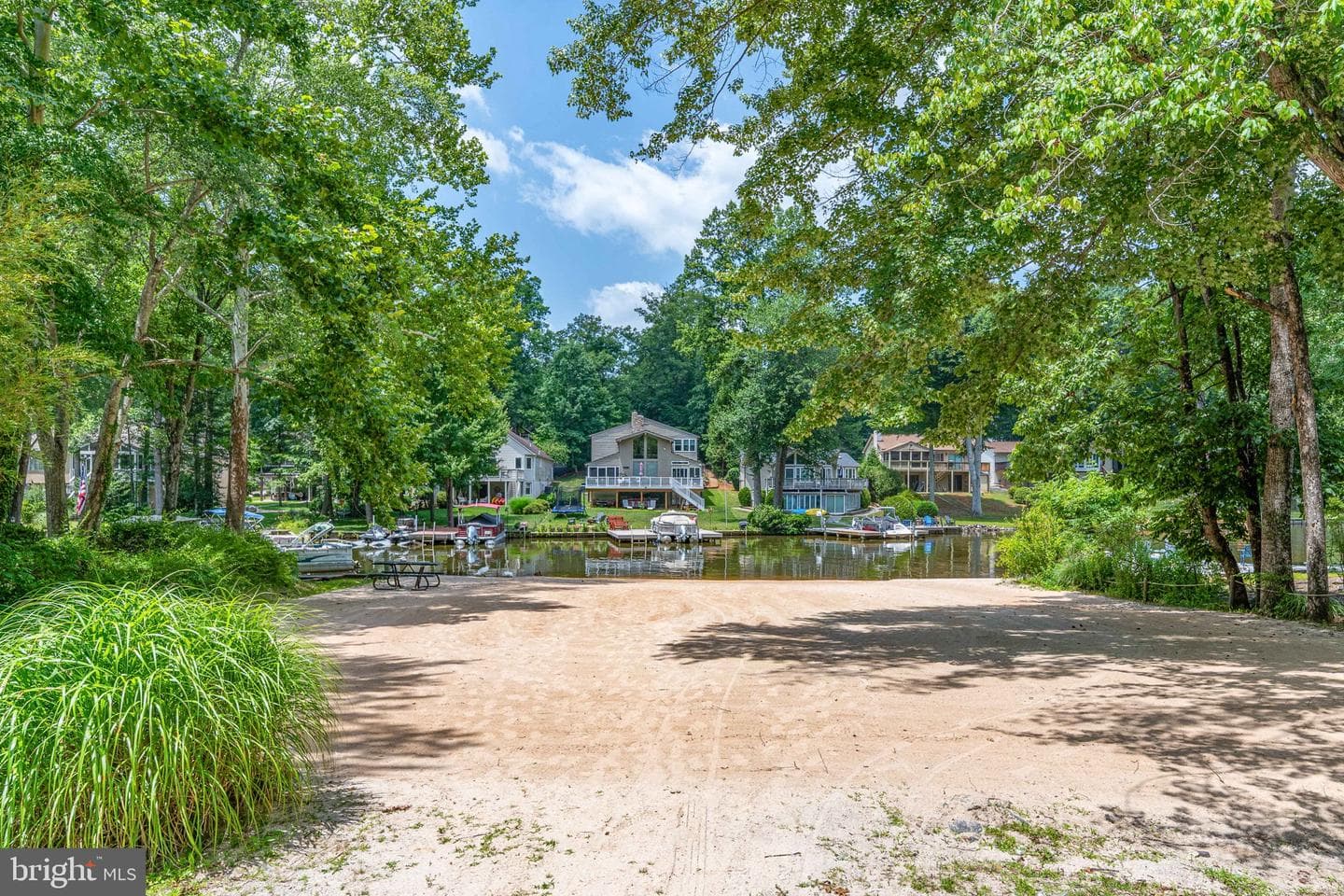 143 Edgemont Circle photo 73
