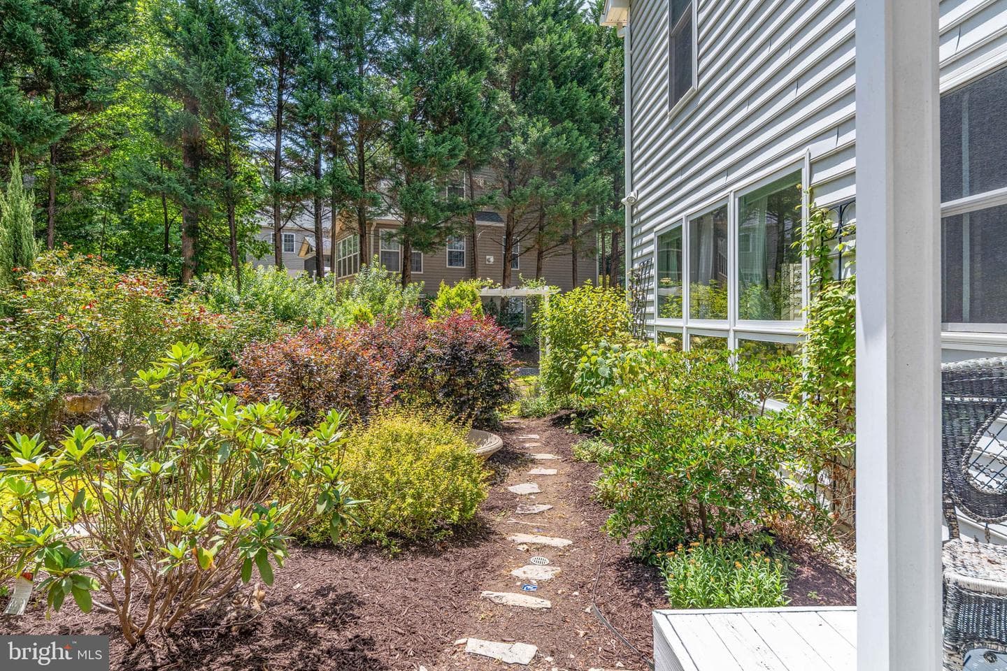 143 Edgemont Circle photo 79