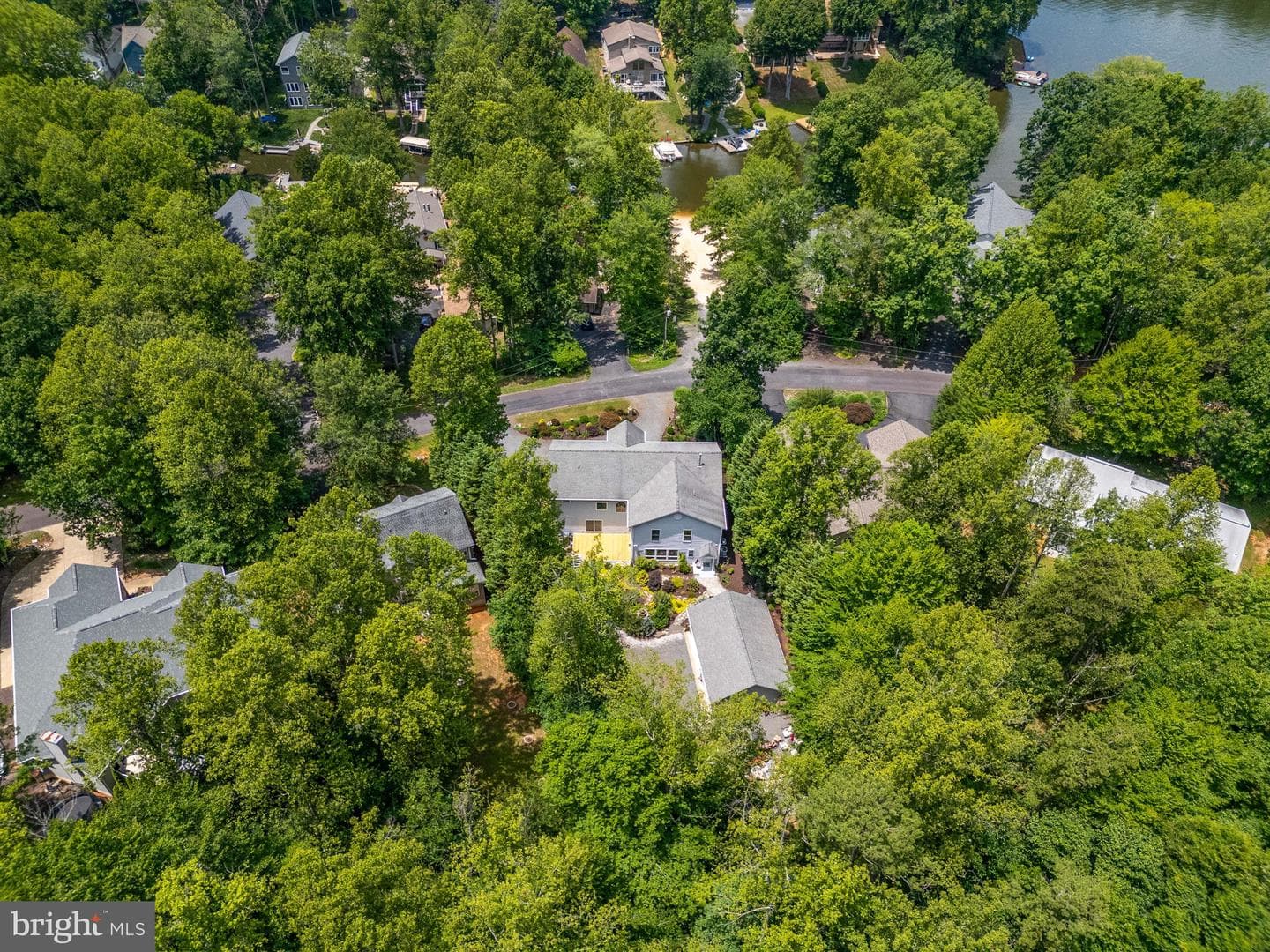 143 Edgemont Circle photo 8