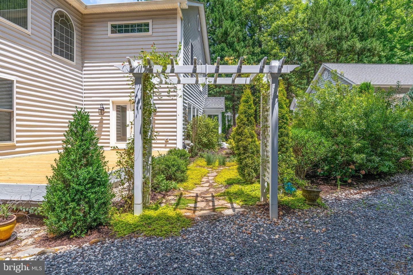 143 Edgemont Circle photo 84
