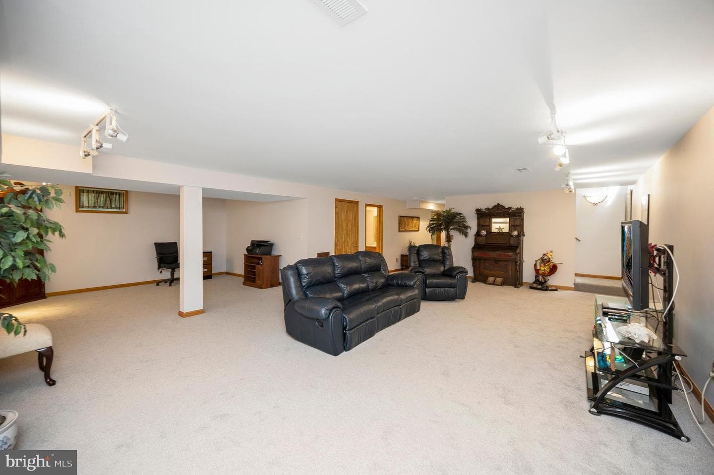 203 Limestone Lane photo 42
