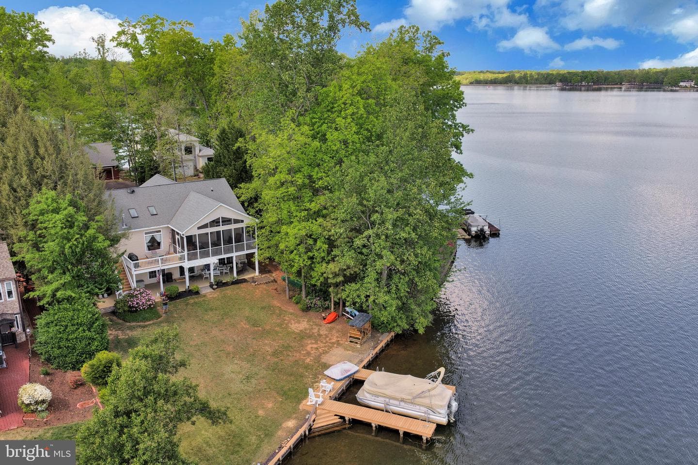 626 Cornwallis Avenue photo 4