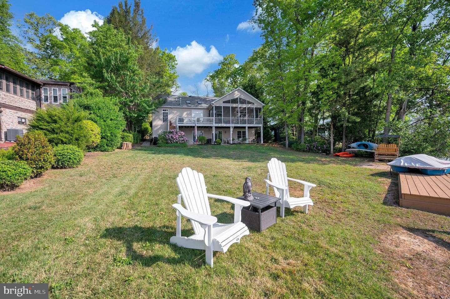 626 Cornwallis Avenue photo 81