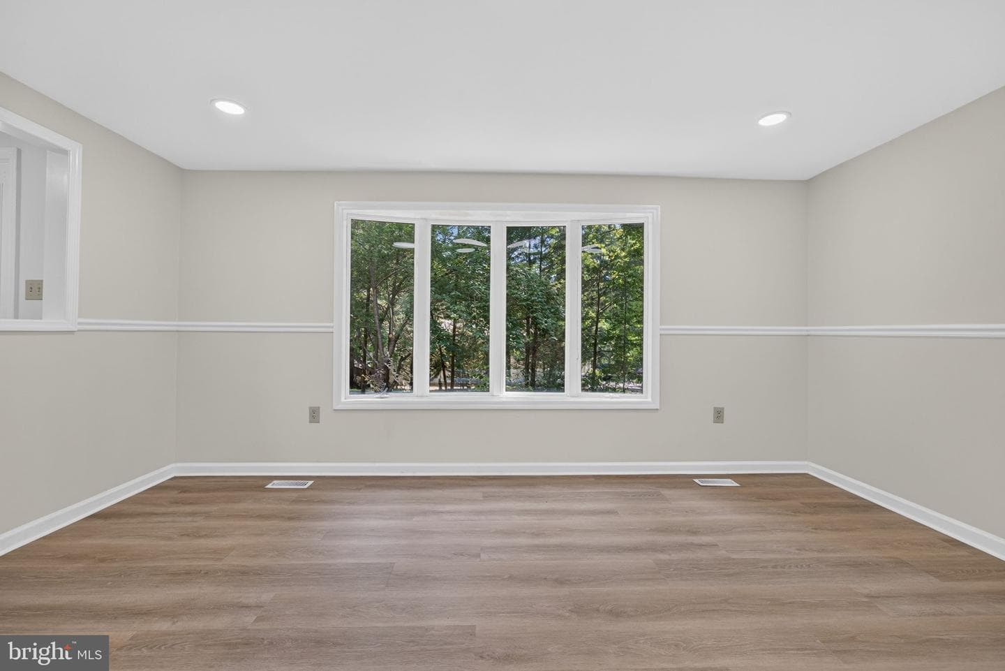 808 Mt Pleasant Drive photo 12