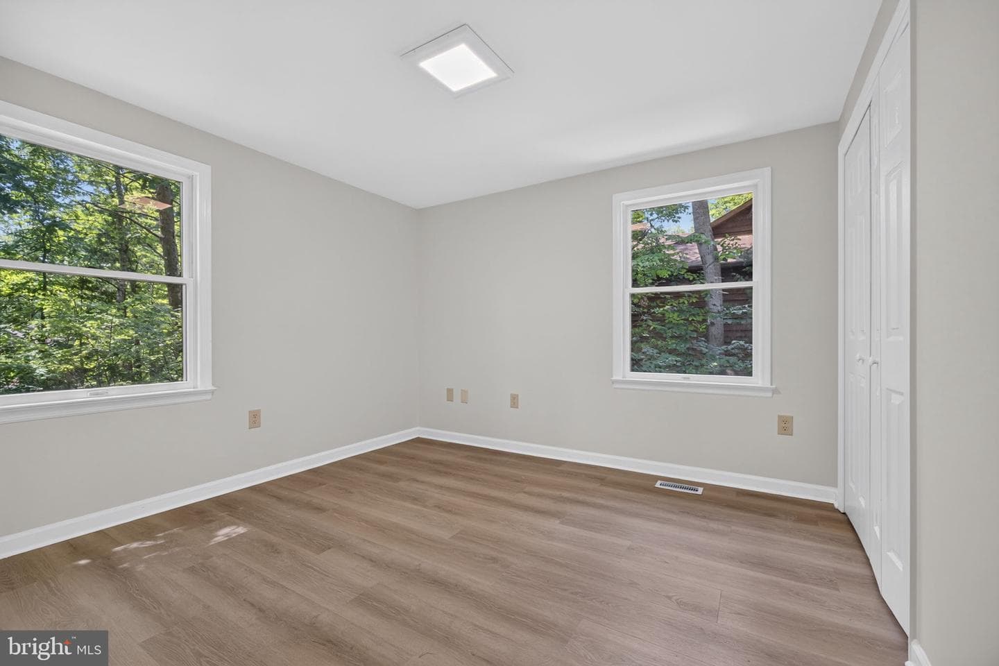 808 Mt Pleasant Drive photo 17