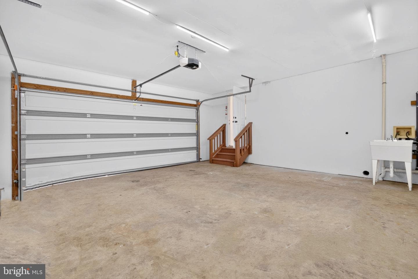 808 Mt Pleasant Drive photo 35