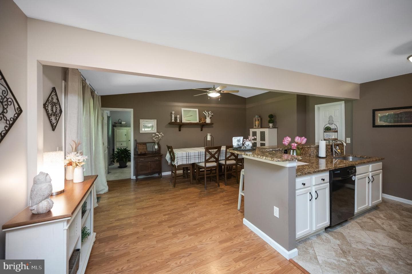 408 Birchside Circle photo 20
