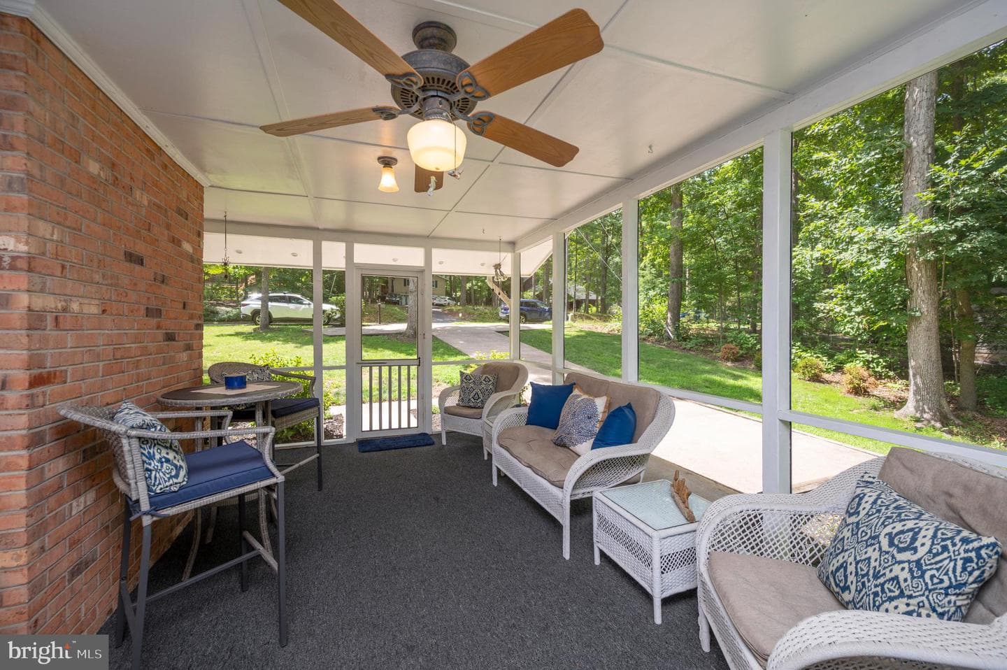 408 Birchside Circle photo 8