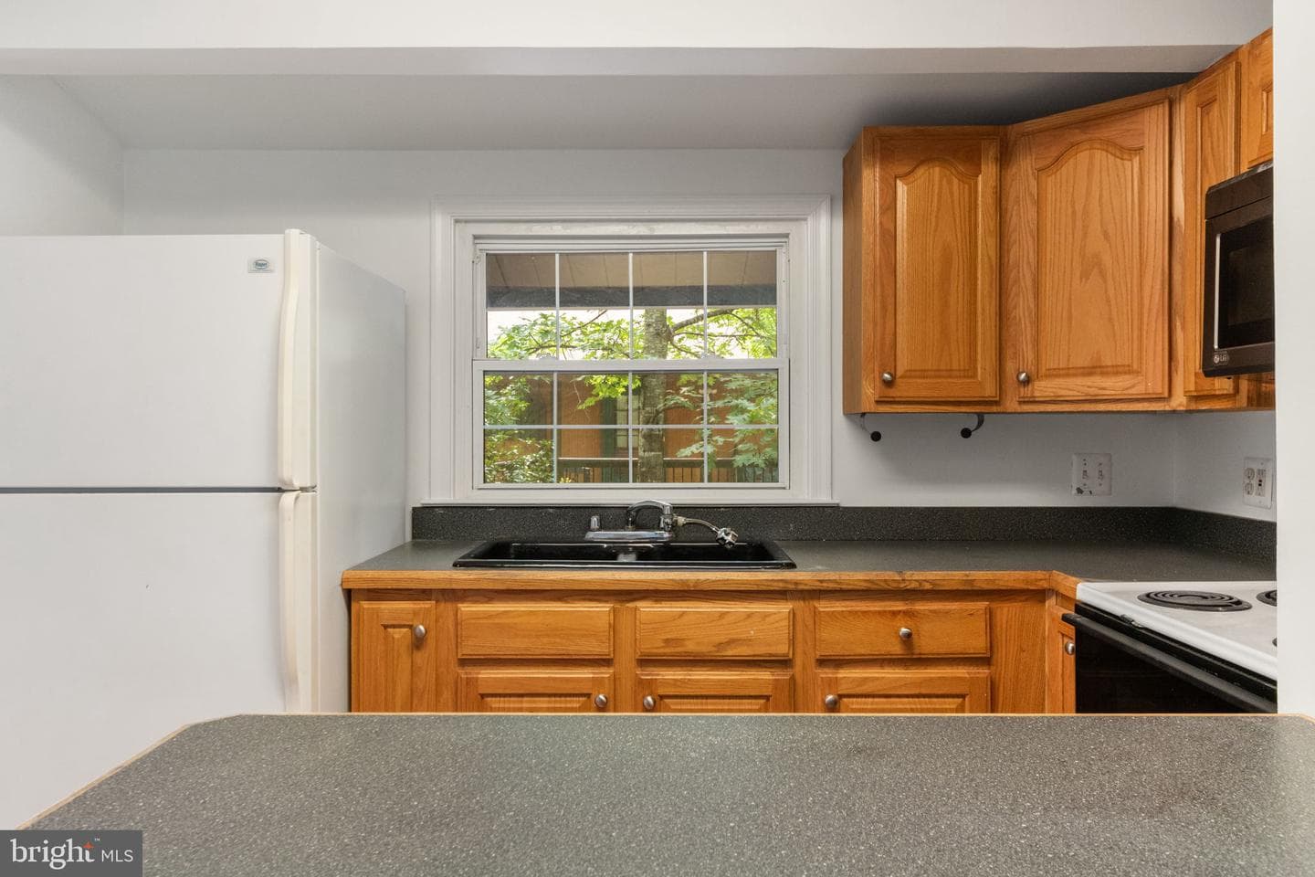 112 Lakeview Parkway photo 18