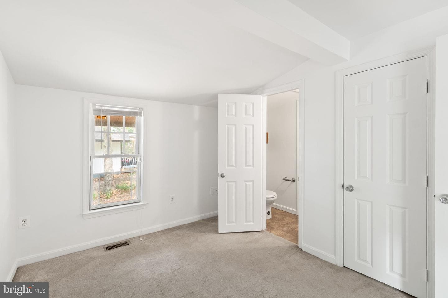 112 Lakeview Parkway photo 27