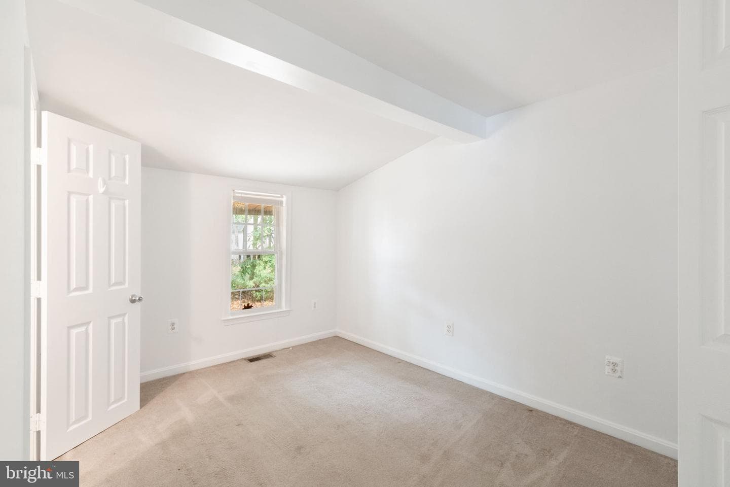 112 Lakeview Parkway photo 32