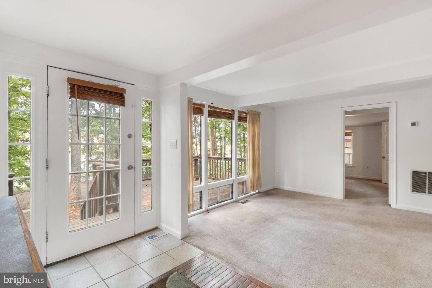 112 Lakeview Parkway photo 9