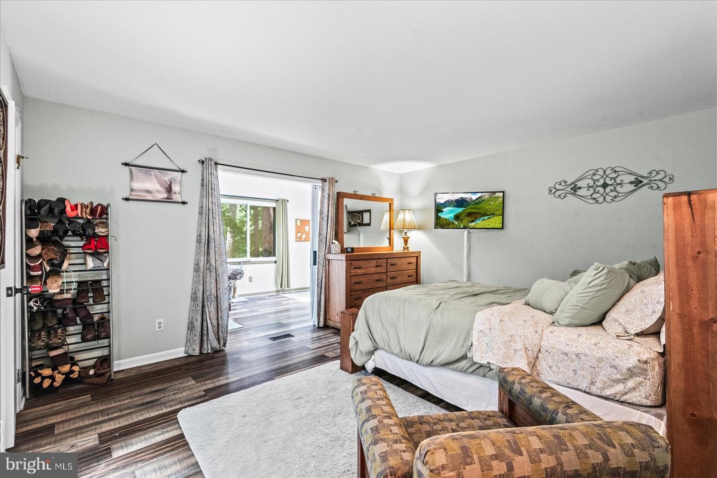 137 Eagle Court photo 22