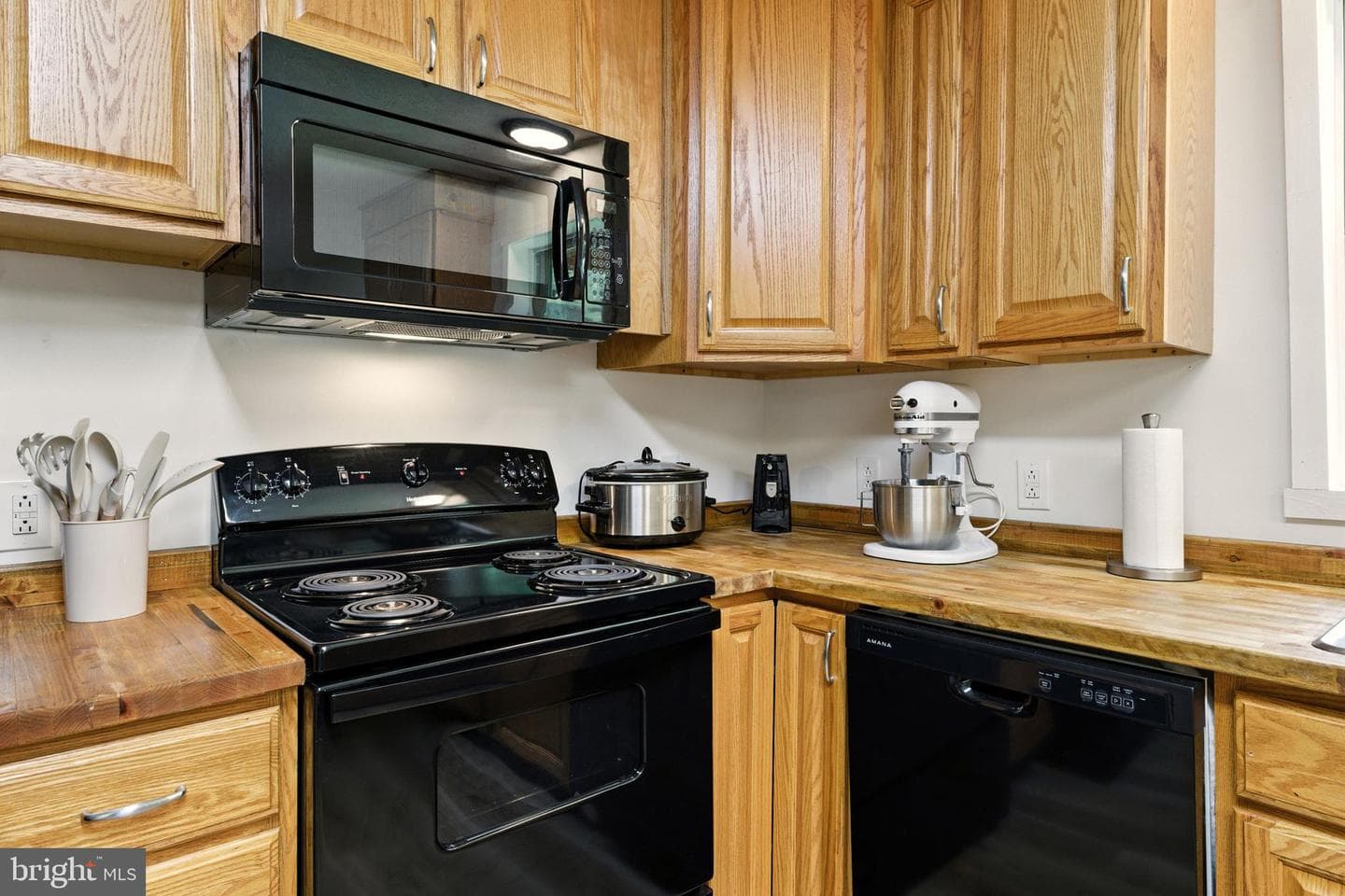 114 Americana Road photo 14