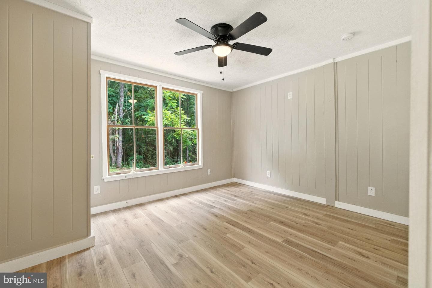114 Americana Road photo 26