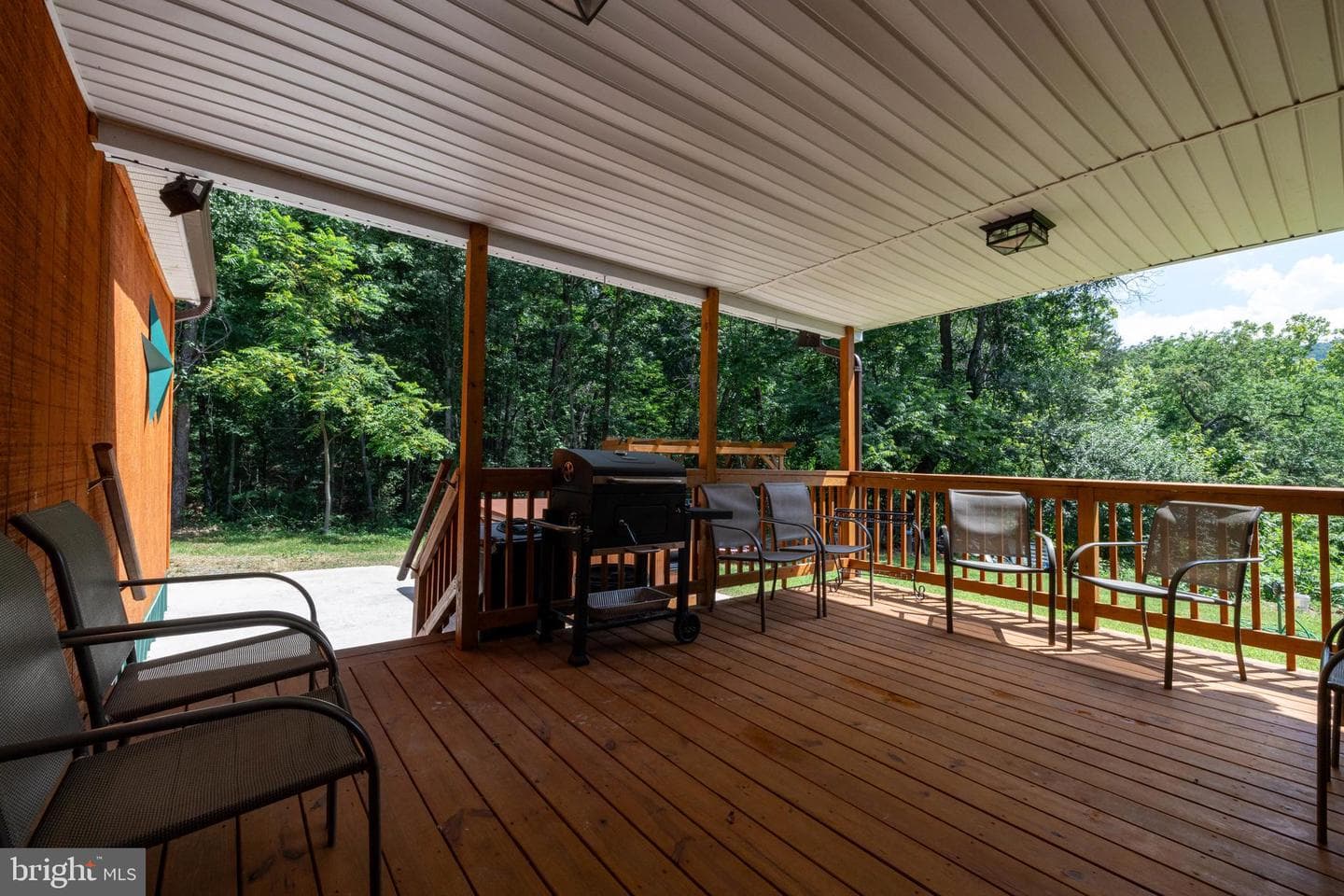 114 Americana Road photo 45