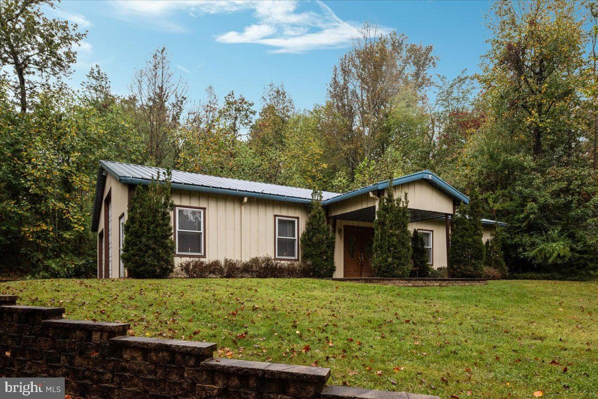 563 Park View Drive, Luray