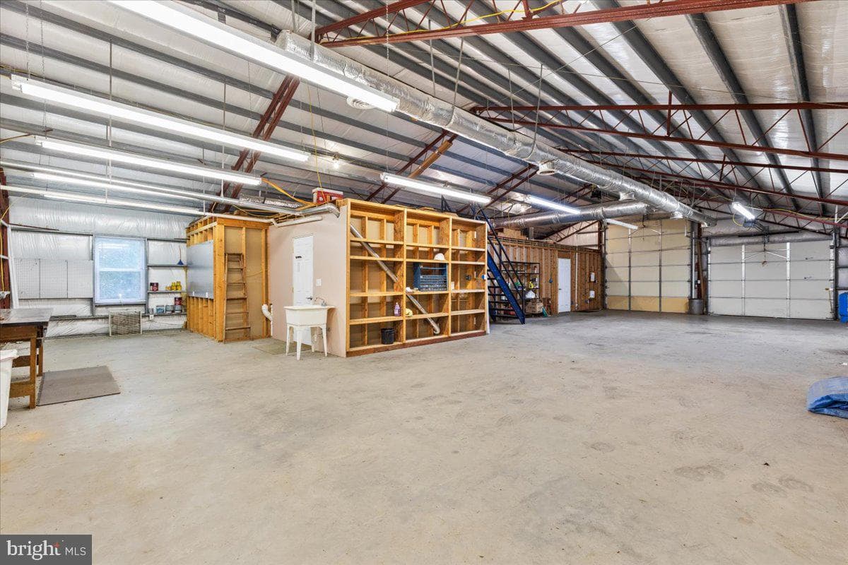563 Park View Drive photo 5