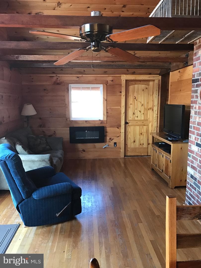205 Meadow Hill Lane photo 8
