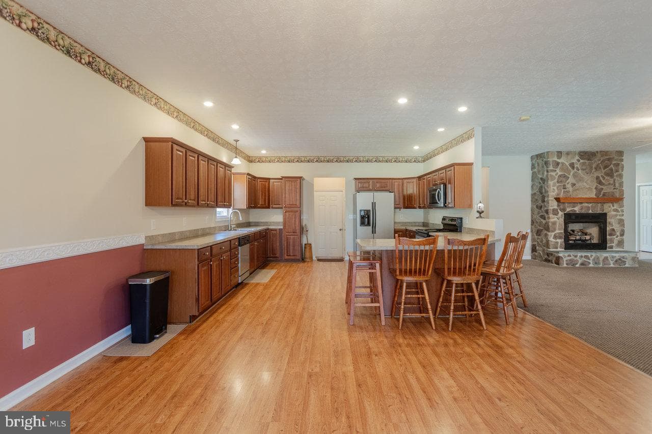 987 Riverside Drive photo 21