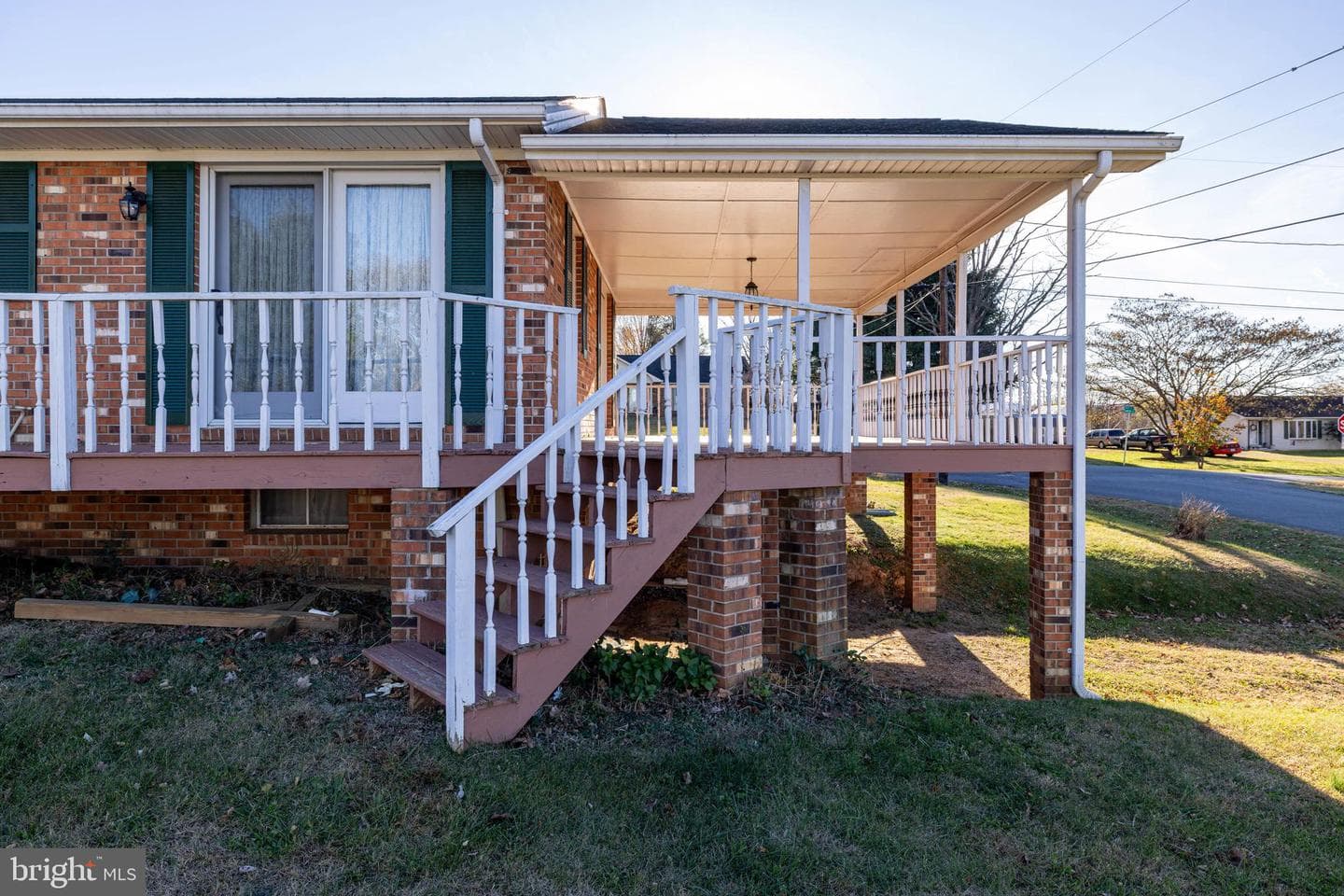 115 Sunset Drive photo 50