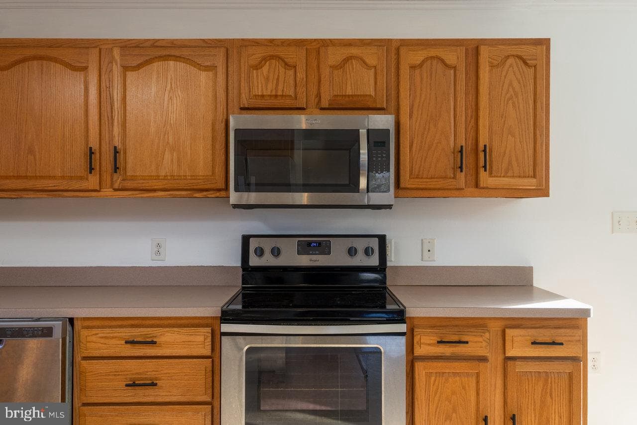 145 Hickory Drive photo 11