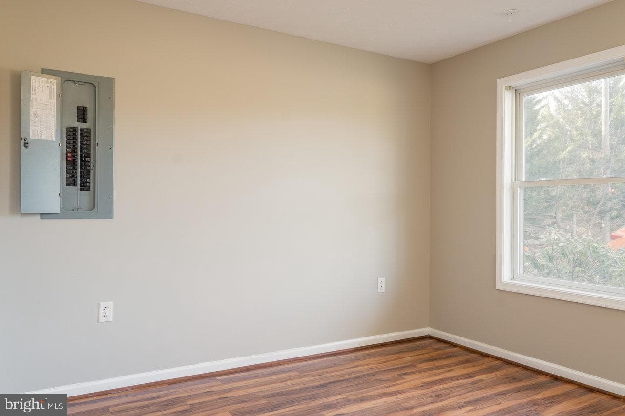 145 Hickory Drive photo 22