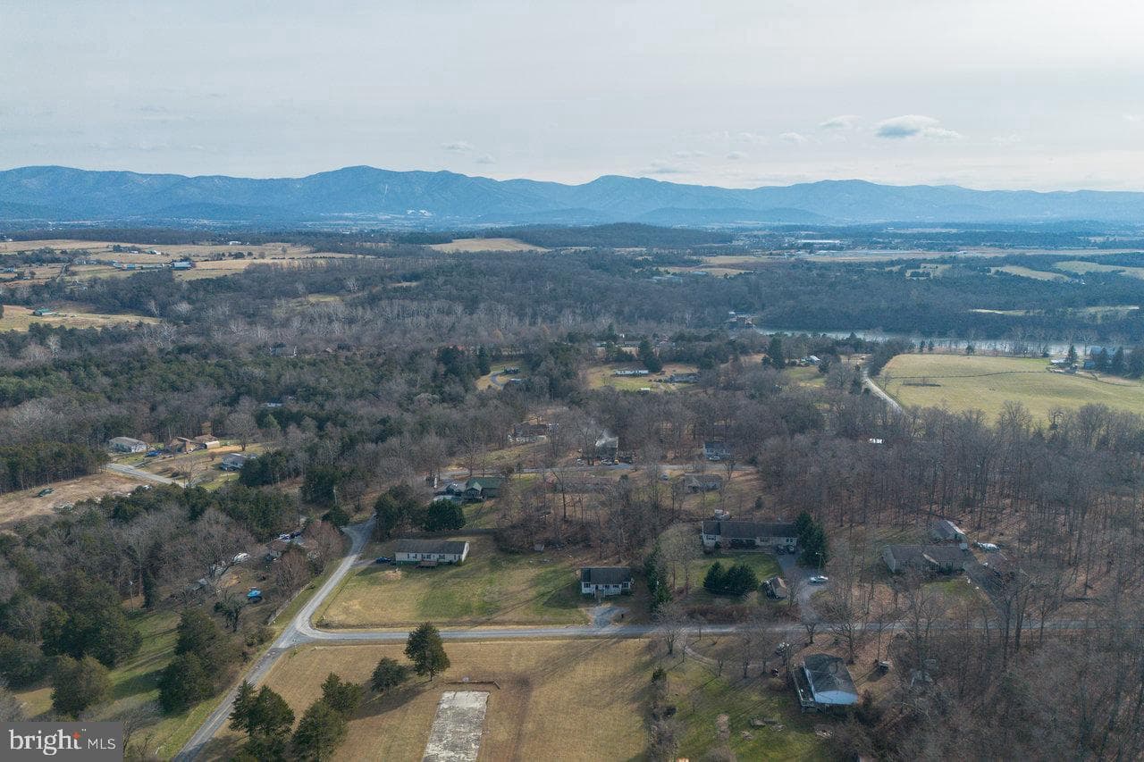 145 Hickory Drive photo 46
