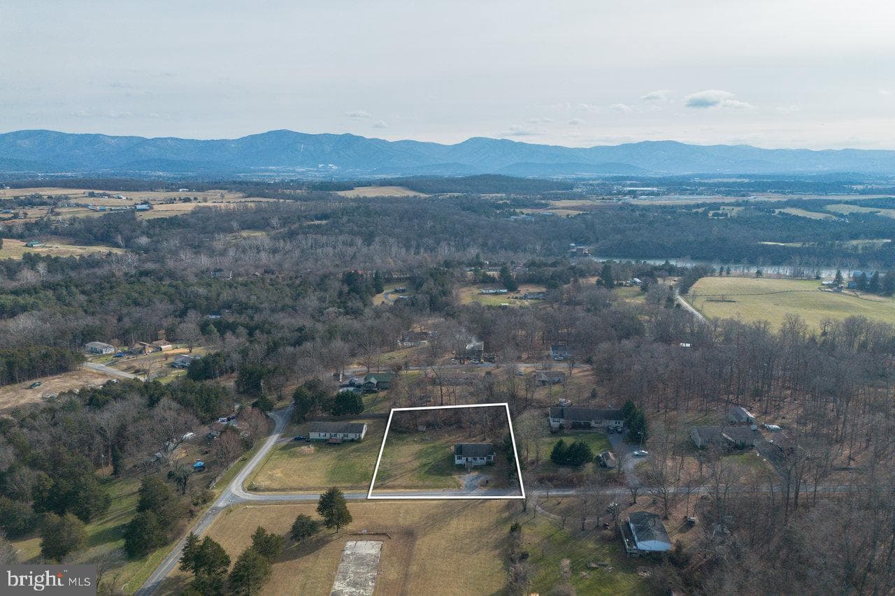 145 Hickory Drive photo 47