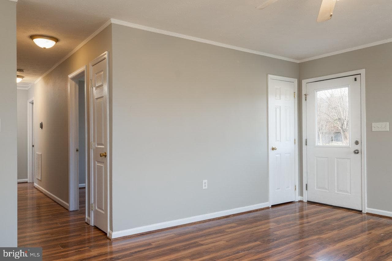 145 Hickory Drive photo 6