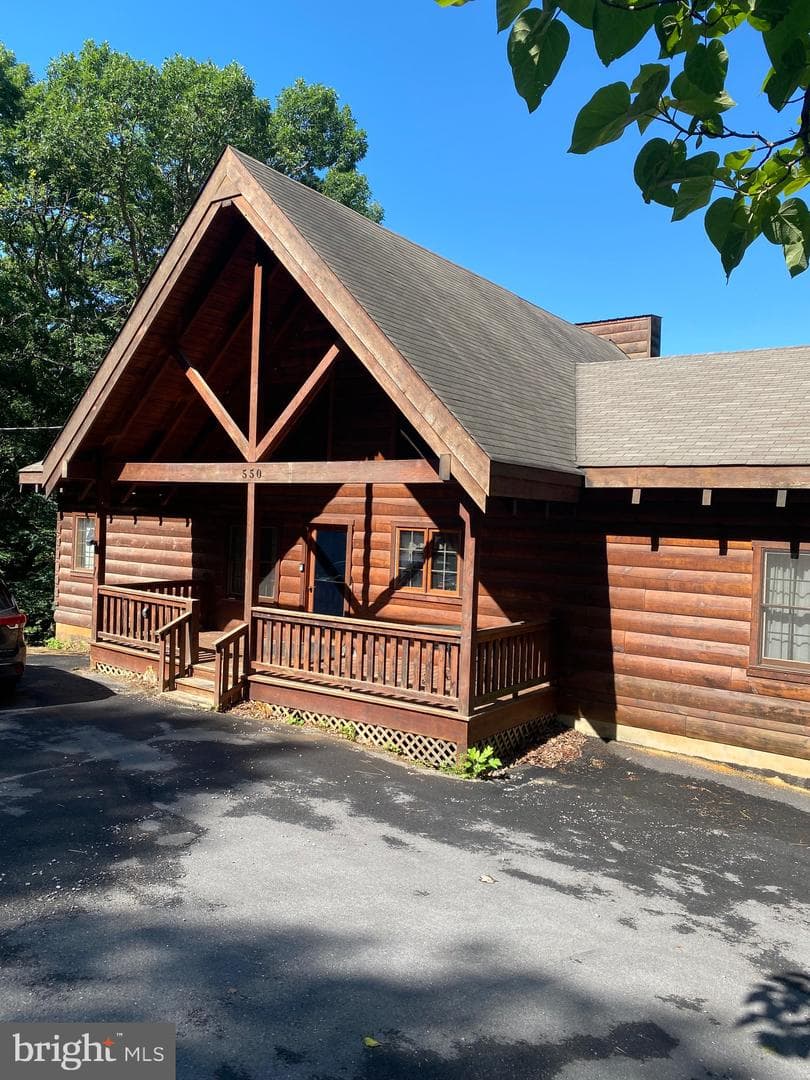 550 Cross Mountain Road, Luray