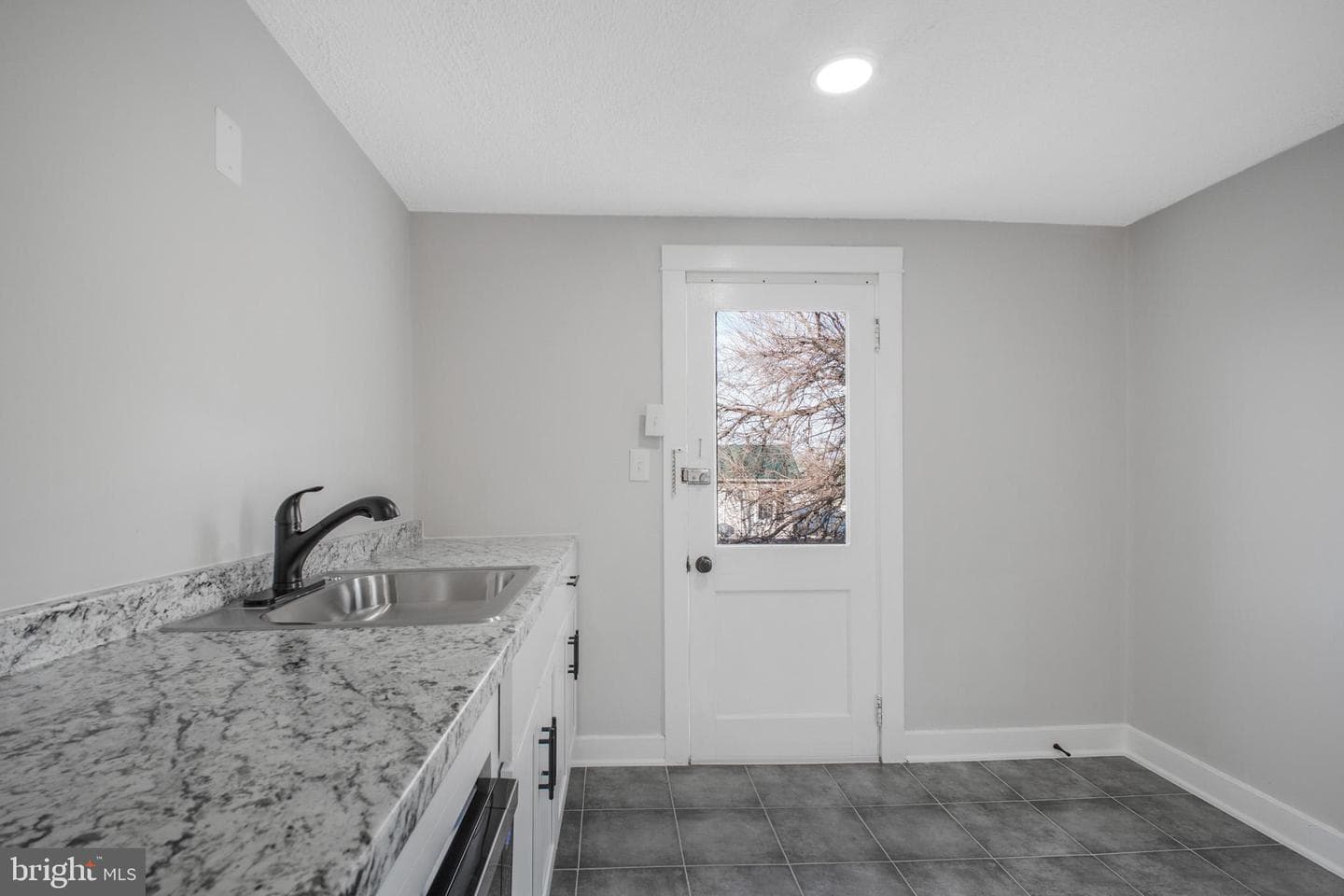 125 High Street photo 18