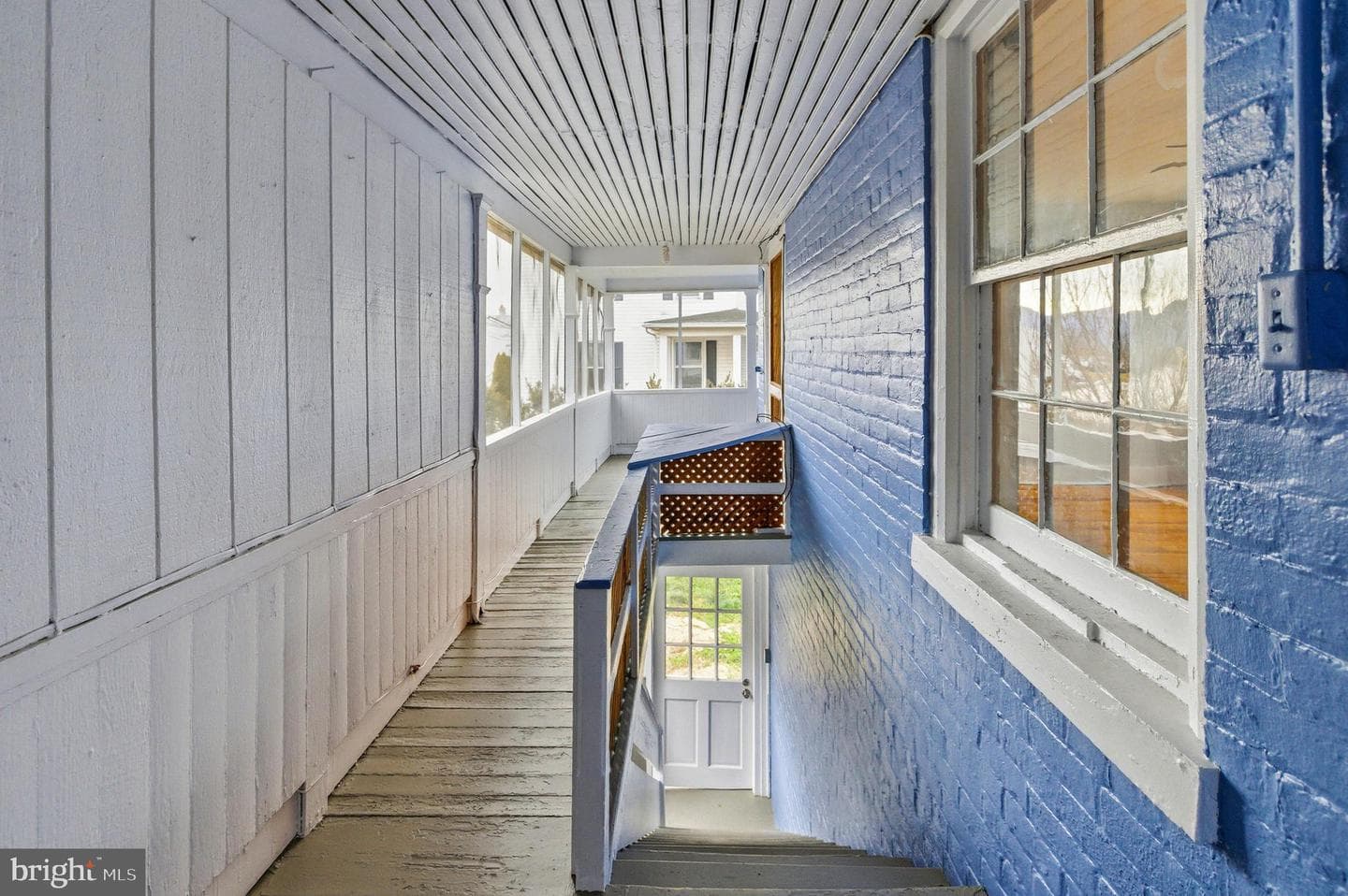 221 W Main Street photo 45