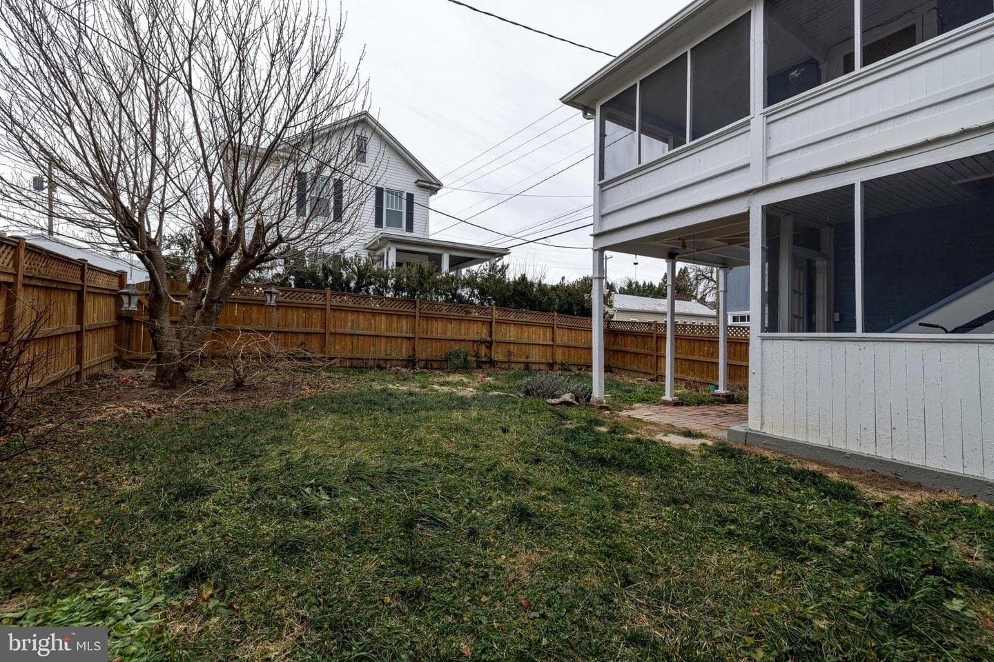 221 W Main Street photo 57