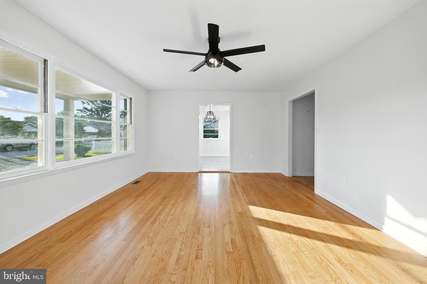 6 Charles Street photo 18