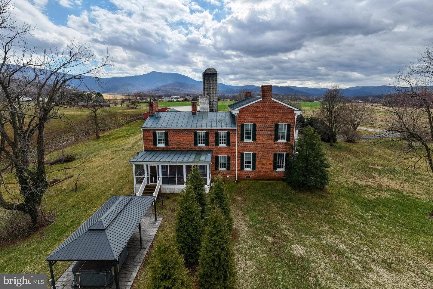 5329 Farmview Road photo 83