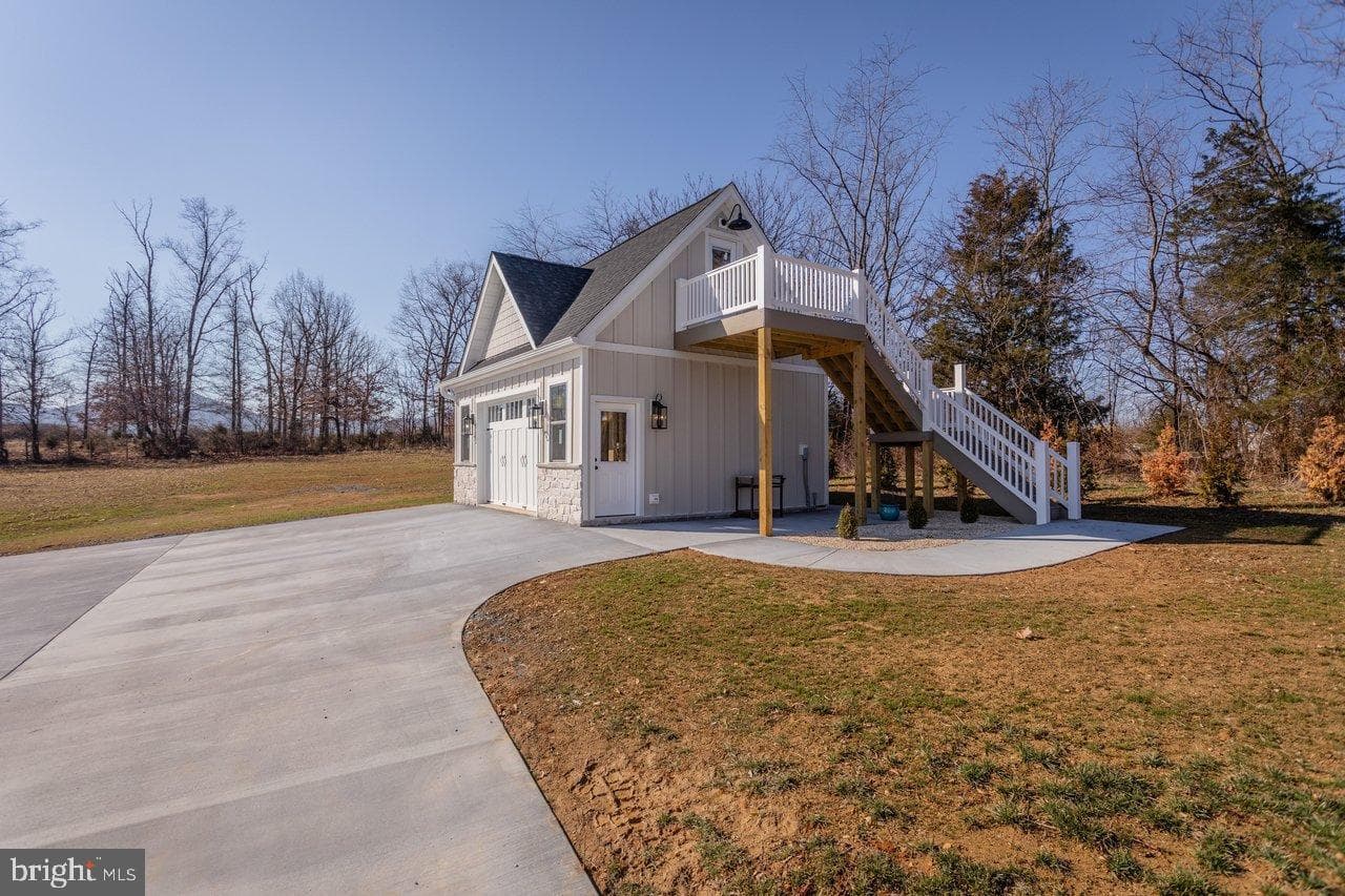 215 Forrest Drive photo 104